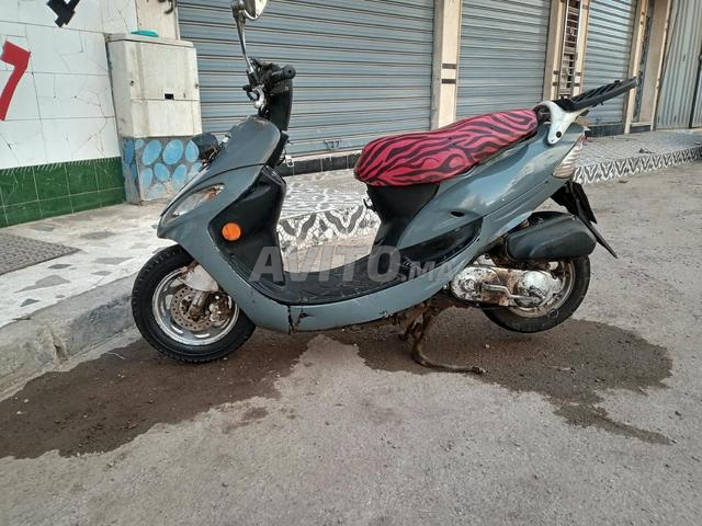 دراجة نارية كيمكو بحالة جيدة