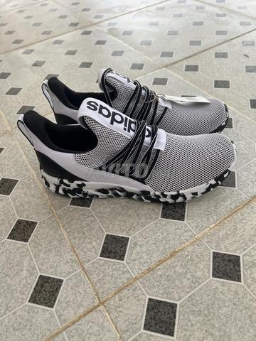 Chaussure Adidas à vendre - 2