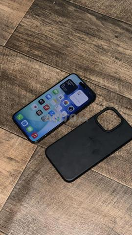 iPhone 15 Pro Max bypass WIFI sans carte SIM 256 Go - 2