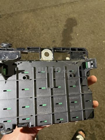 Boîtier / fusible électronique - 2