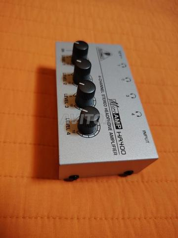 AMPLIFICATEUR BEHRINGER MICROAMP HA400 4 CANAUX