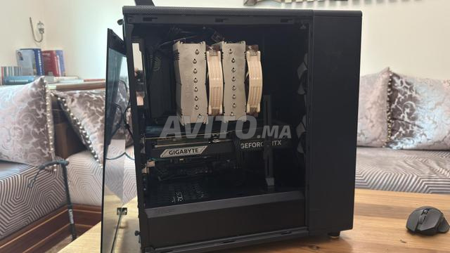 Fractal design Ryzen 7 7800x3d RTX 5070ti, OLED - 2