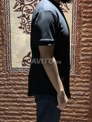 تي شيرت طويل الخط الأسود أفرغ messtour للرياضة - 2