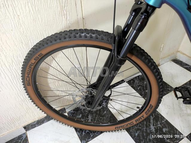 VTT Cube Reaction Pro Taille L 29 pouces 12 vitesses - 2