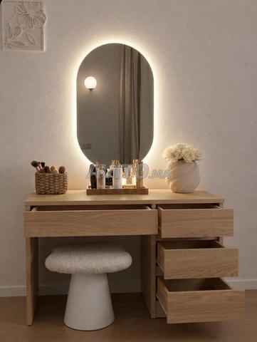 Coiffeuse avec miroir