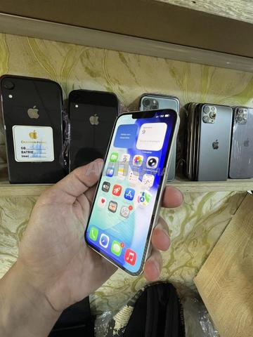 iPhone 16e téléphone turbo 256/100