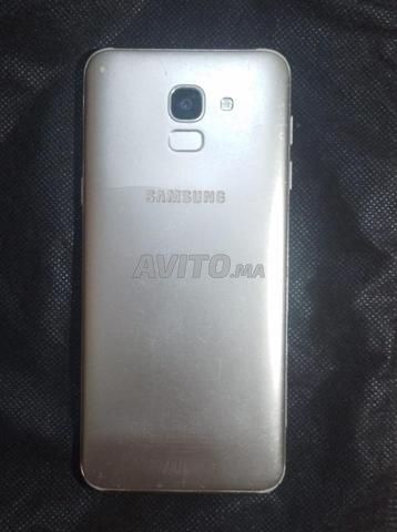 Samsung Galaxy j6 écran cassé abîmé