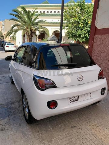 Opel Adam Essence Manuelle 2016 à Rabat - 2