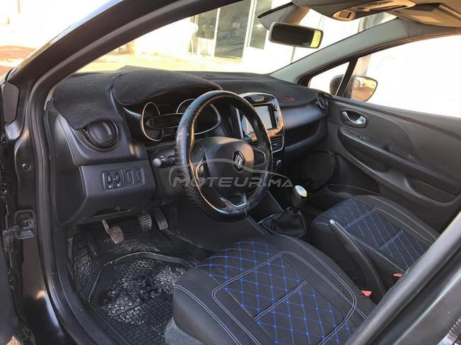 voiture à vendre 2clio4 dacia logan modèle 2021