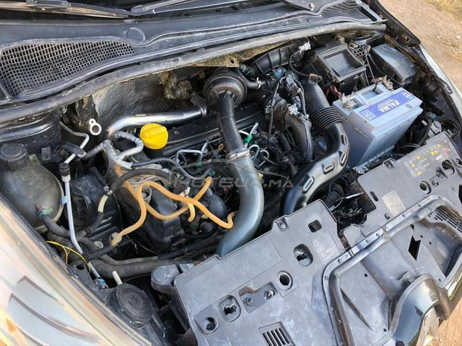 2 clio 4 et logan dacia modèle 2021
