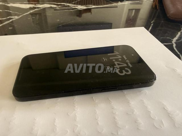 iPhone 14 Pro Max tres bon état 256Go - 2