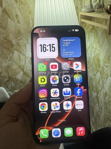 iPhone 16 Plus État Neuf (Batterie à 100%)