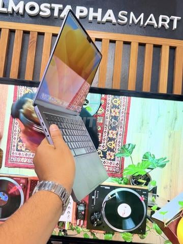 ماك بوك برو M1-ماكس | 32/1 تيرابايت - 2