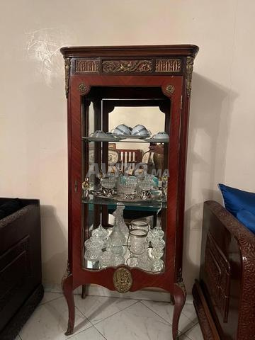 vitrine antiquitée - 2