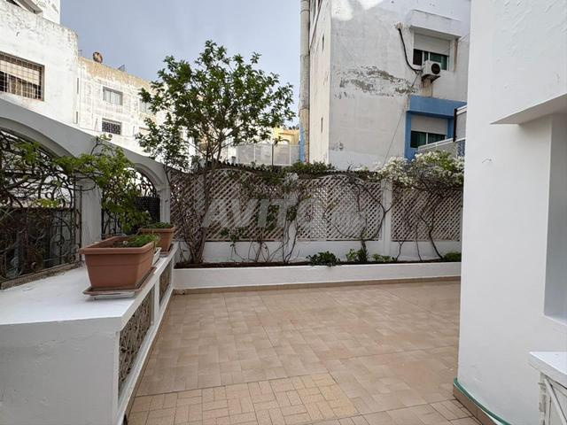 Appartement à louer à RACINE AVEC TERRASSE 190M2 - 2