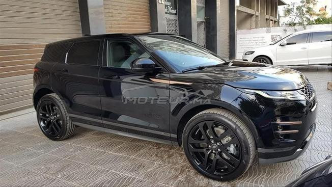 Land rover Range évoque Bébé velar R-dynamic 