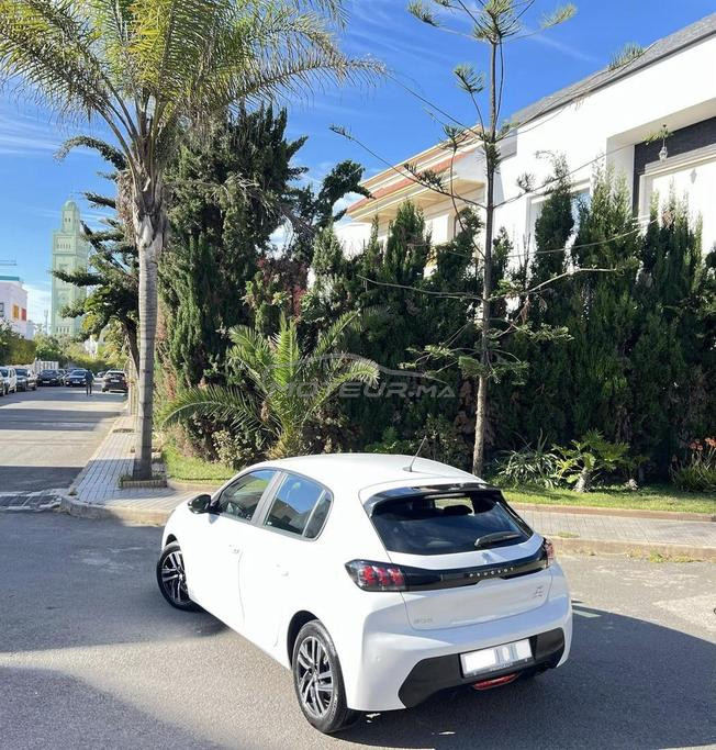 Peugeot 208 Diesel Manuelle 2023 à Casablanca