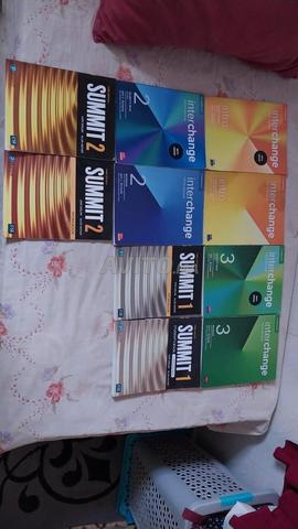 كتب إنجليزية من كامبريدج للبيع