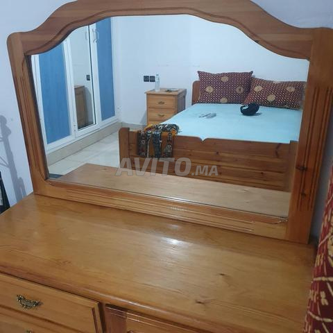 Chambre à coucher complète en vrai bois