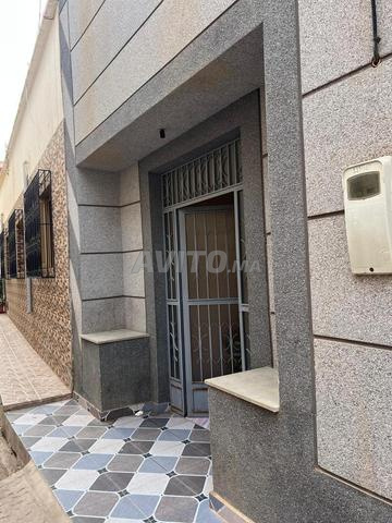 منزل بحالة جيدة واجهتين الناظور اسبان 0642373583 - 2