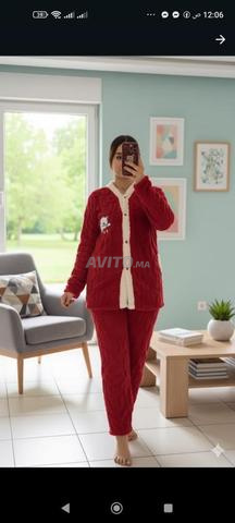 Pyjama féminin d'hiver en 2 pièces, molleton épais, à boutons et poches - 2
