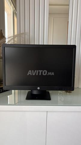 Écran HP ProDisplay P232 – 23 Full HD – 600 DH