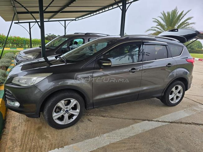 Ford kuga jamais accèdent et tout option 