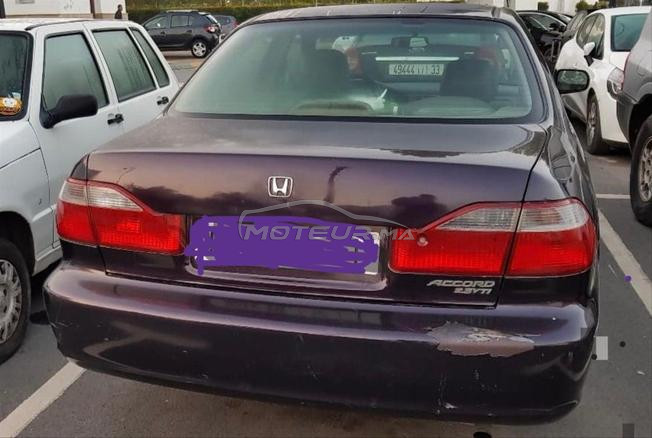 Honda Accord Essence modèle 1999 à Rabat