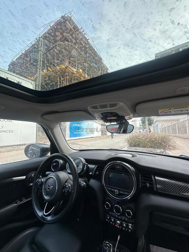 Mini Cooper Essence Automatique 2021 à Casablanca