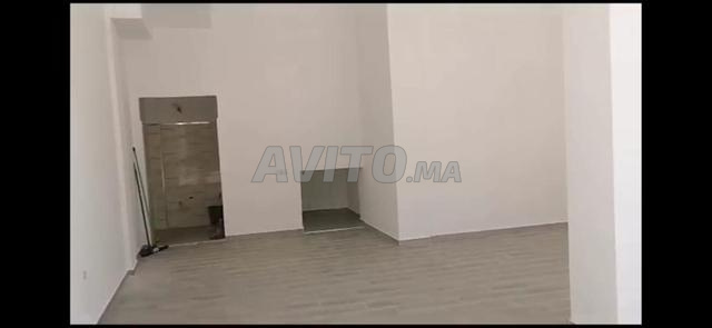 Location local commercial de 60 m2 à Hay Mohammadi - 2