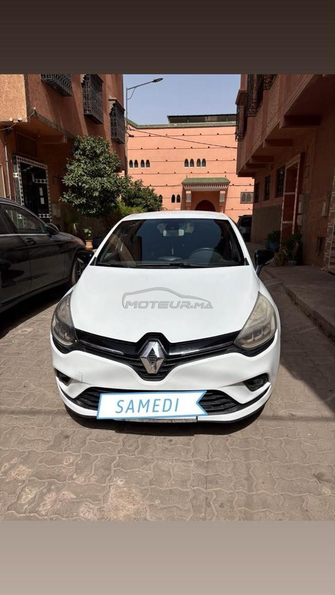 voiture Clio avendre marrakech 