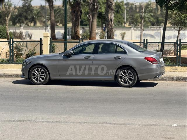 مرسيدس-بنز C220d - 2