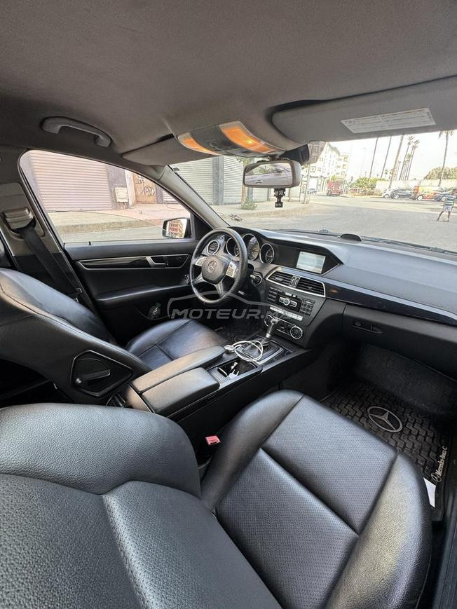 mercedes benz c220 très bon état 