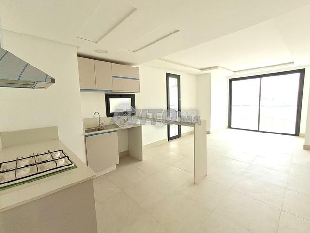 CMN-SI-1725 - Appartement à vendre à Bourgogne Est
