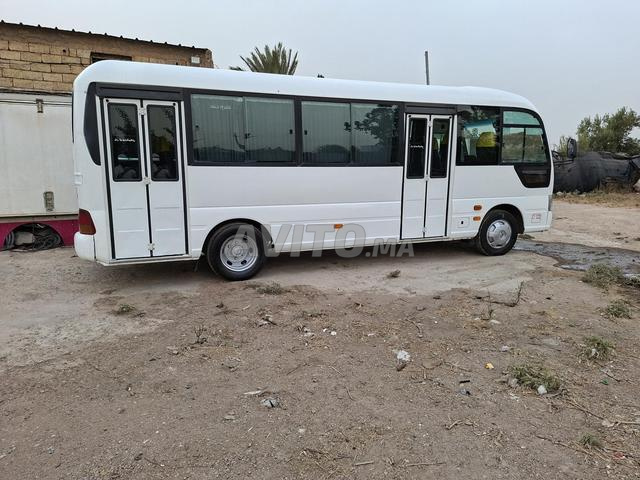 Hyundai Cunty Transport Personnel - 2