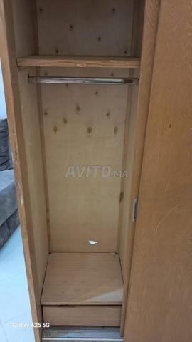 Armoire en bois démontable à portes coulissantes - 2