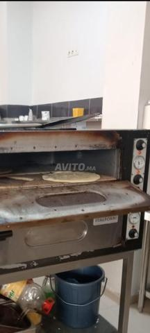 Four à pizza 380 pour pizzas, prix 2500 dirhams, fonctionne bien - 2