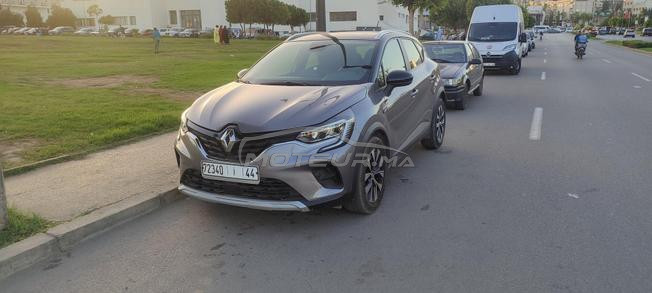 Renault captur سيارة للبيع 