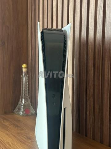 PS5 القياسي و شاشة 120 هرتز - 2