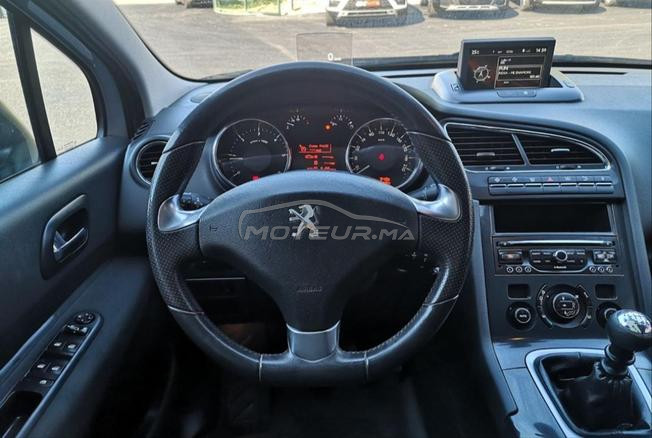 PEUGEOT 5008 1.6 BlueHDi 120ch Allure 7places