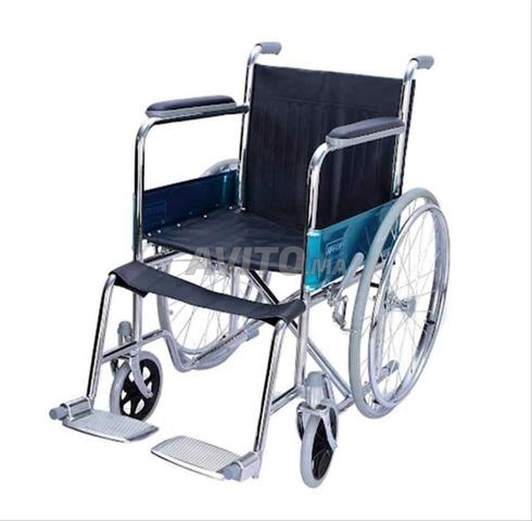 كرسي متحرك، السعر 1500dhs - 2