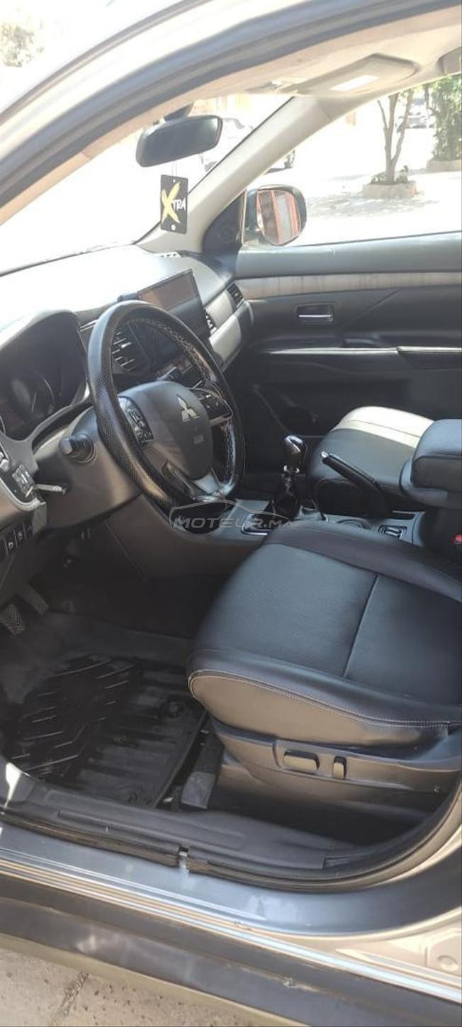 mitsubishi outlander 2015 7 places