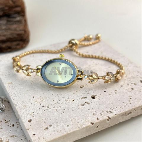 Montre élégante pour femme, au design ovale