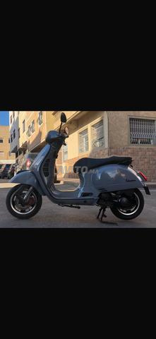 Vespa 300 GTS - 2