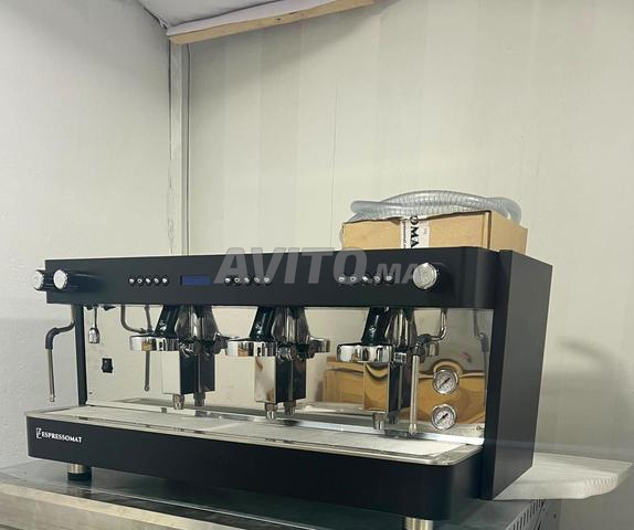 Espressomat d'Espagne automatique 3 groupes - 2