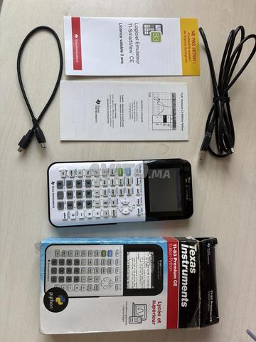 Calculatrice TI-83  Edition Python - Très bon état - 2