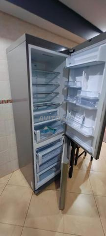 **BEL APPARTEMENT MEUBLÉ ET ÉQUIPÉ À VENDRE** - 2