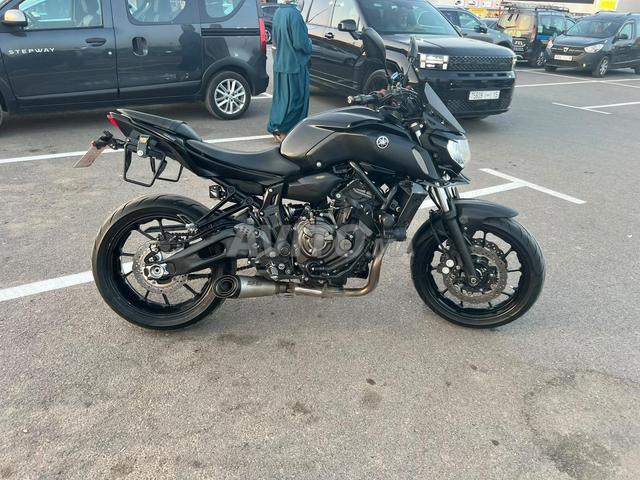 yamaha mt 07 - 2