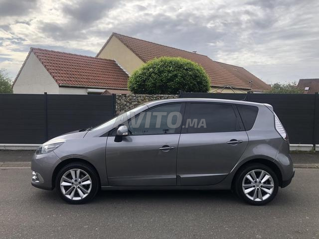للبيع Renault Scenic 3 1.5 DCI 110ch DIWANA 2024