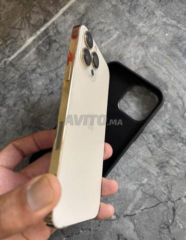 téléphone encore neuf, l'écran a été remplacé dans Rir ecran - 2